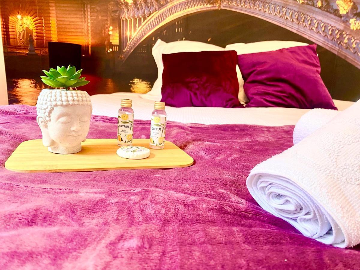 Magnifique Villa Avec Jacuzzi Au Pied Du Stade Saint-Denis  Ngoại thất bức ảnh